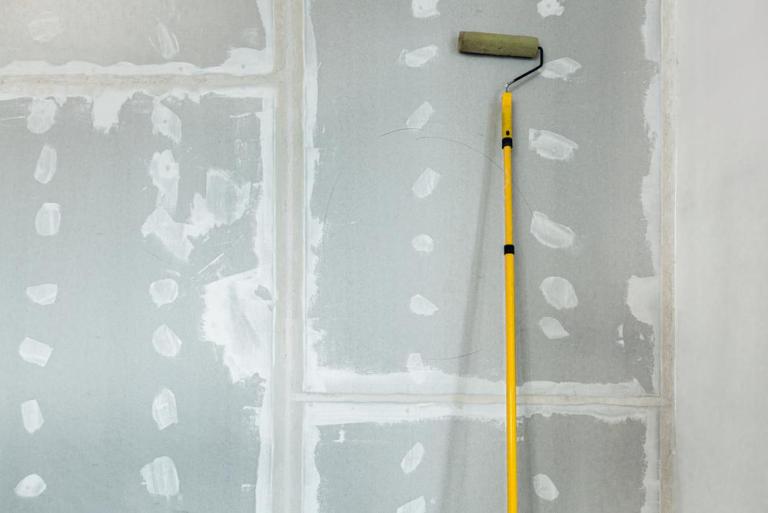 Nos conseils pour réussir votre peinture intérieure à Meyzieu